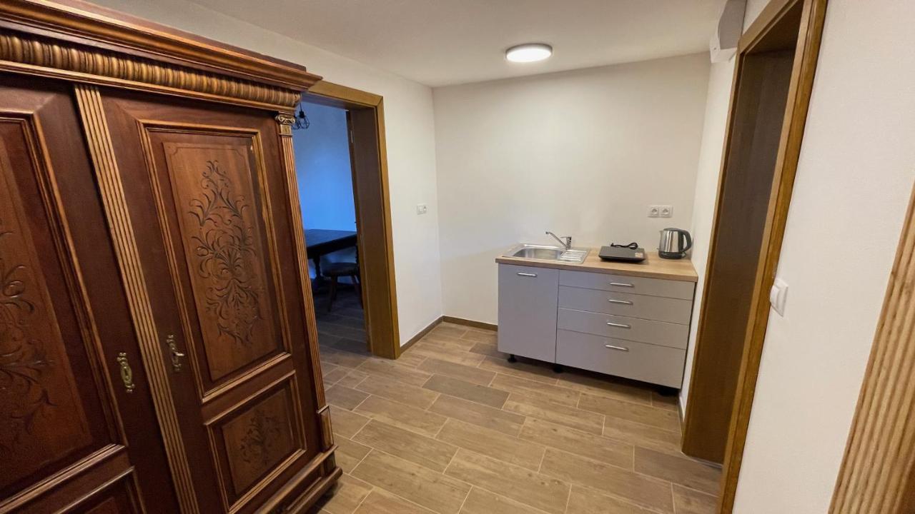 Penzion Pod Devitkou Hřensko Exterior foto